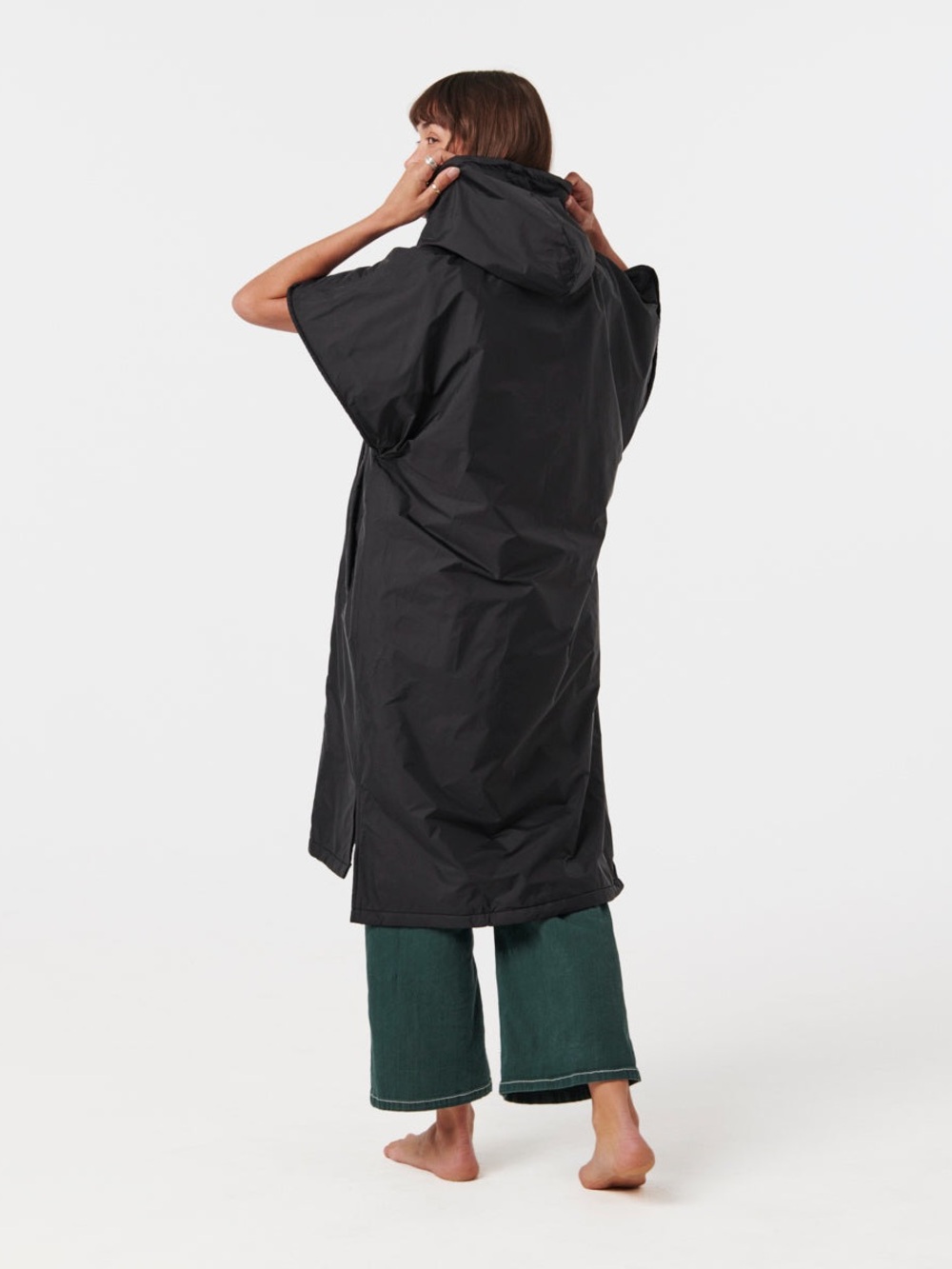 Slow Tide Waterproof Changing Poncho View 4
